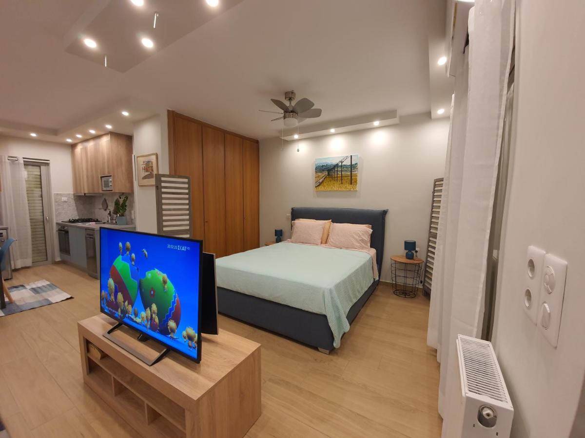 Tony'S Suite With Parking Athene Buitenkant foto